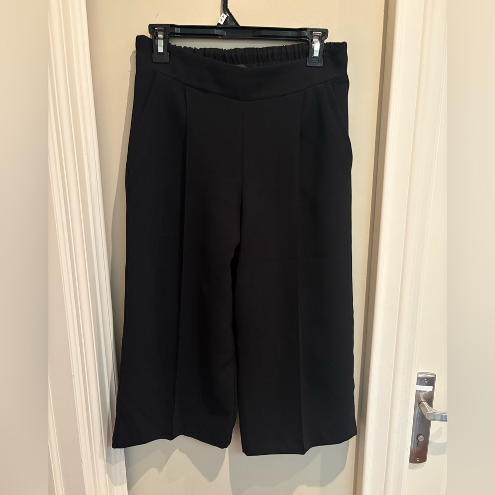 ◾️Melissa Nepton Wide Leg Cropped Pants size small